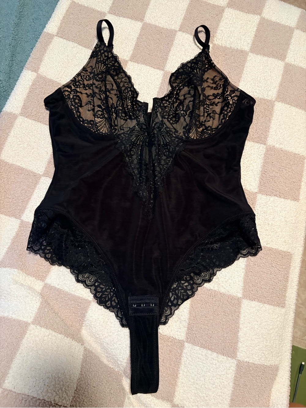 Popilush Bodysuit - Picture 2 of 6